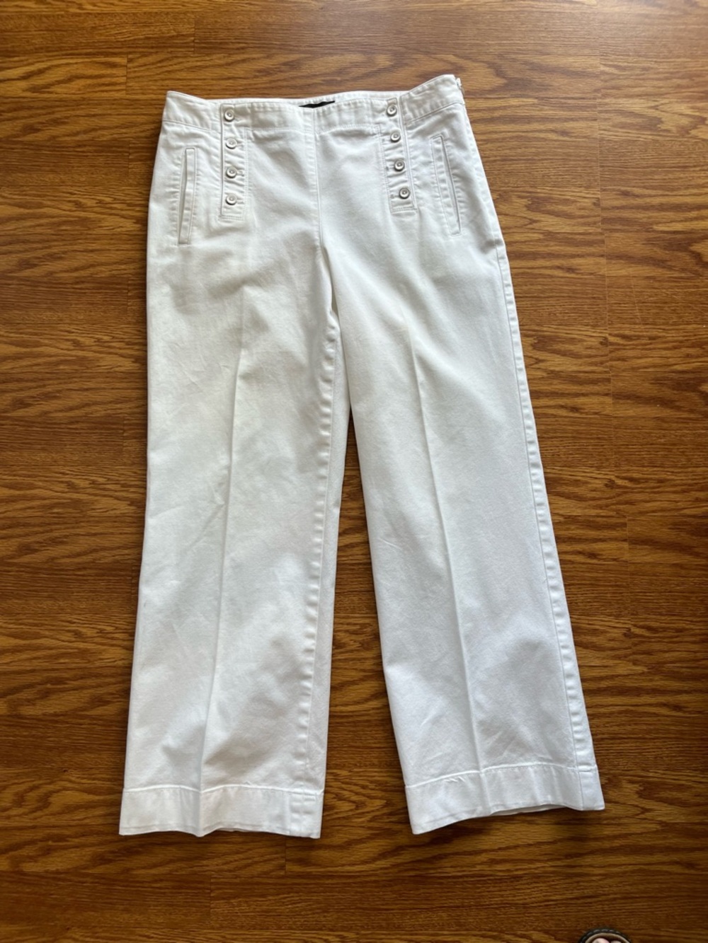 Talbots White ankle stretch cotton Pants with double button front size 10